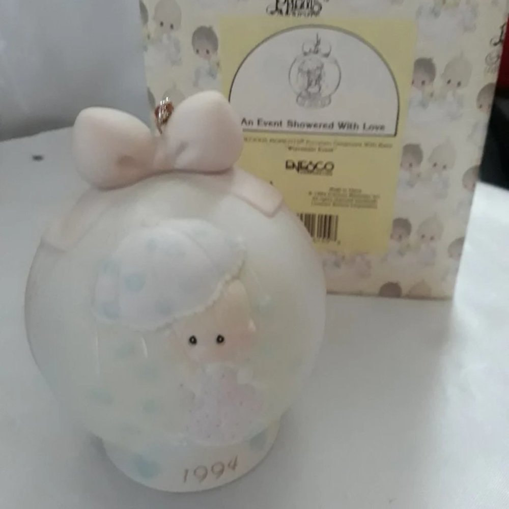 Precious Moments "An Event Showered With Love" Wisconsin Event 128295A ornament
